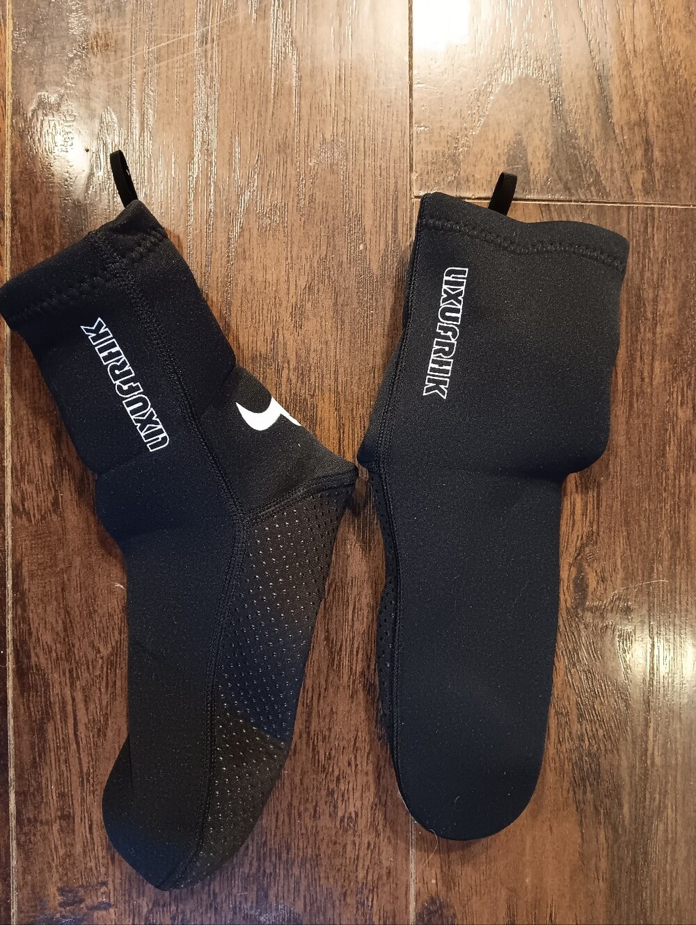 New Neoprene Wesuit Socks Womens Medium